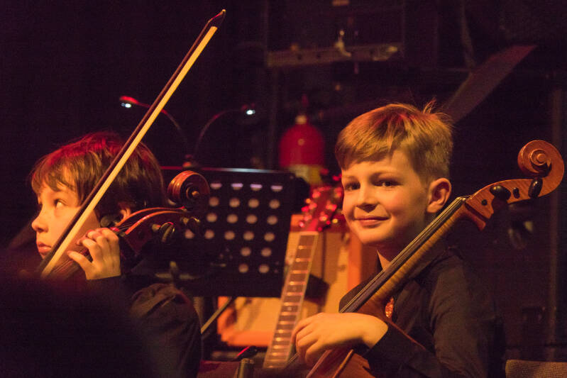 Jonge Strijkers en Blazers