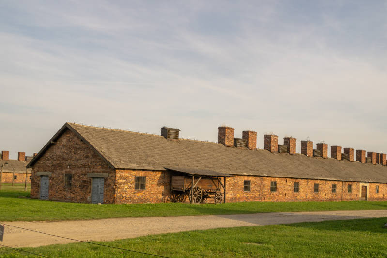 Barak voor vrouwen en kinderen