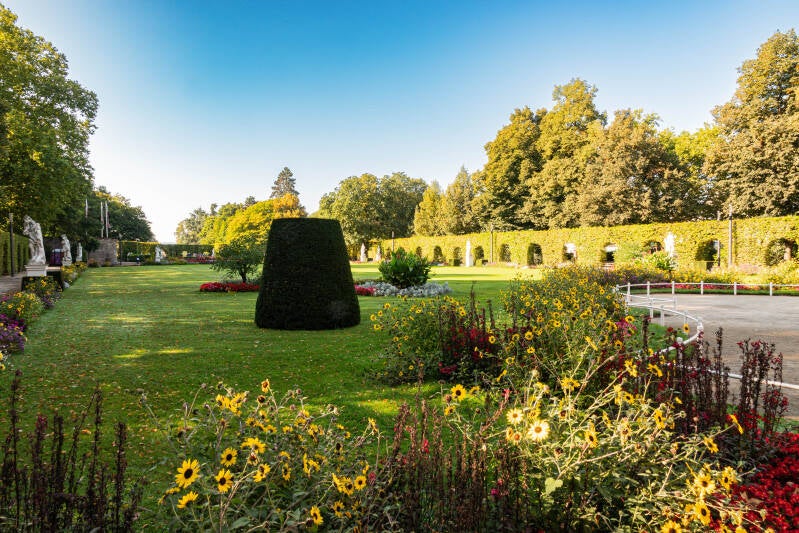 Tuin bij paleis keurvorstjpg
