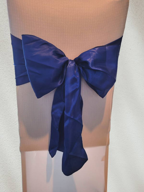 Noeud de chaise satin bleu roi