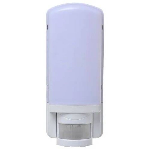 wandarmatuur moto white e27 + pir