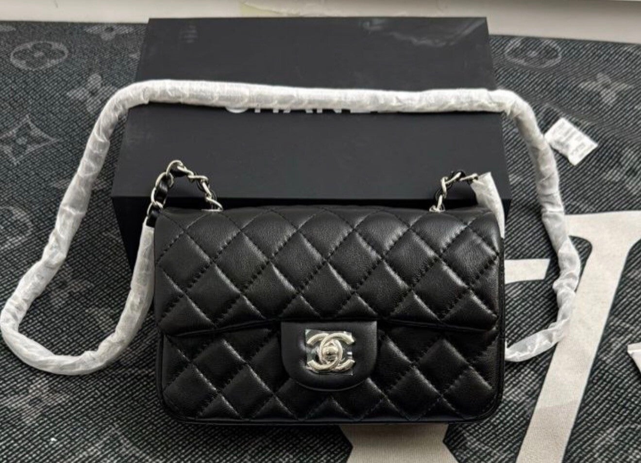 Luxury  style purse
