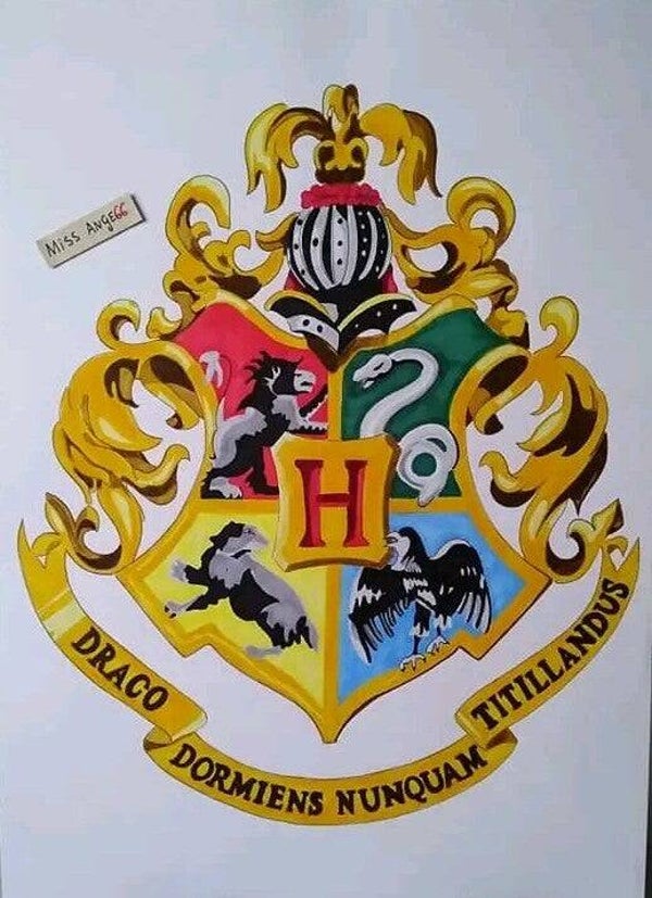 Emblèmes Poudlard 🏫🦁🐍🐦‍⬛🦡🪄