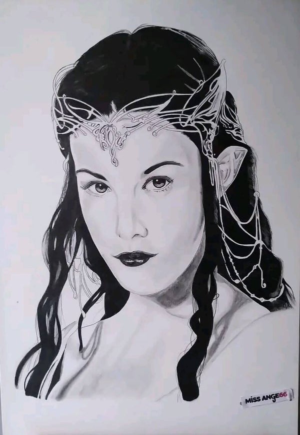 Portrait d’Arwen 🦋🧝🏻‍♀️ [portrait]