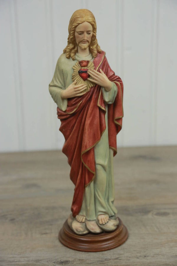 Jesus heilige beeld met hart.