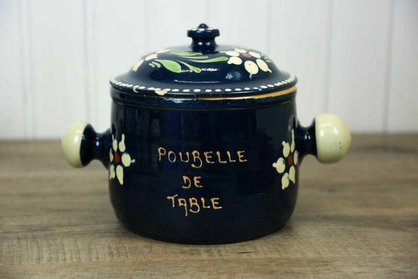 Aardewerk pot met deksel