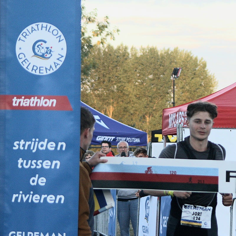 run-finish-011-standard.jpg
