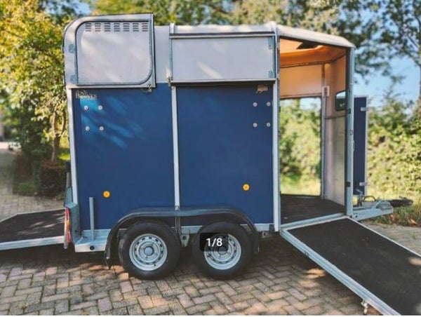 Zeer nette ifor Williams 2 paards trailer