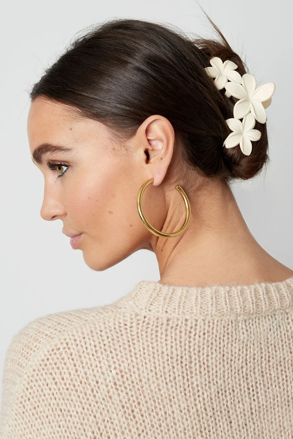 Haarclip met grote bloemen