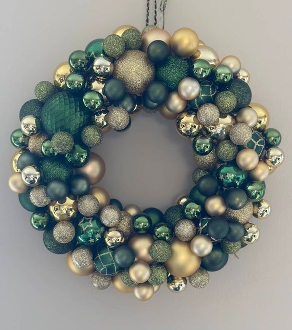 Inschrijven 28 november Krans van kerstballen