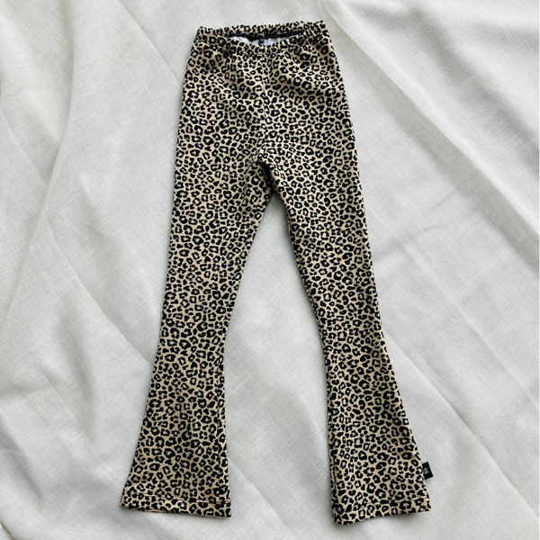 FLARED/ LEGGING PANTER