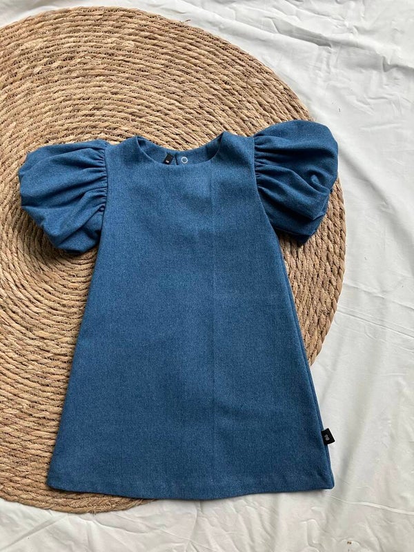 JURK MET POFMOUW- JEANS