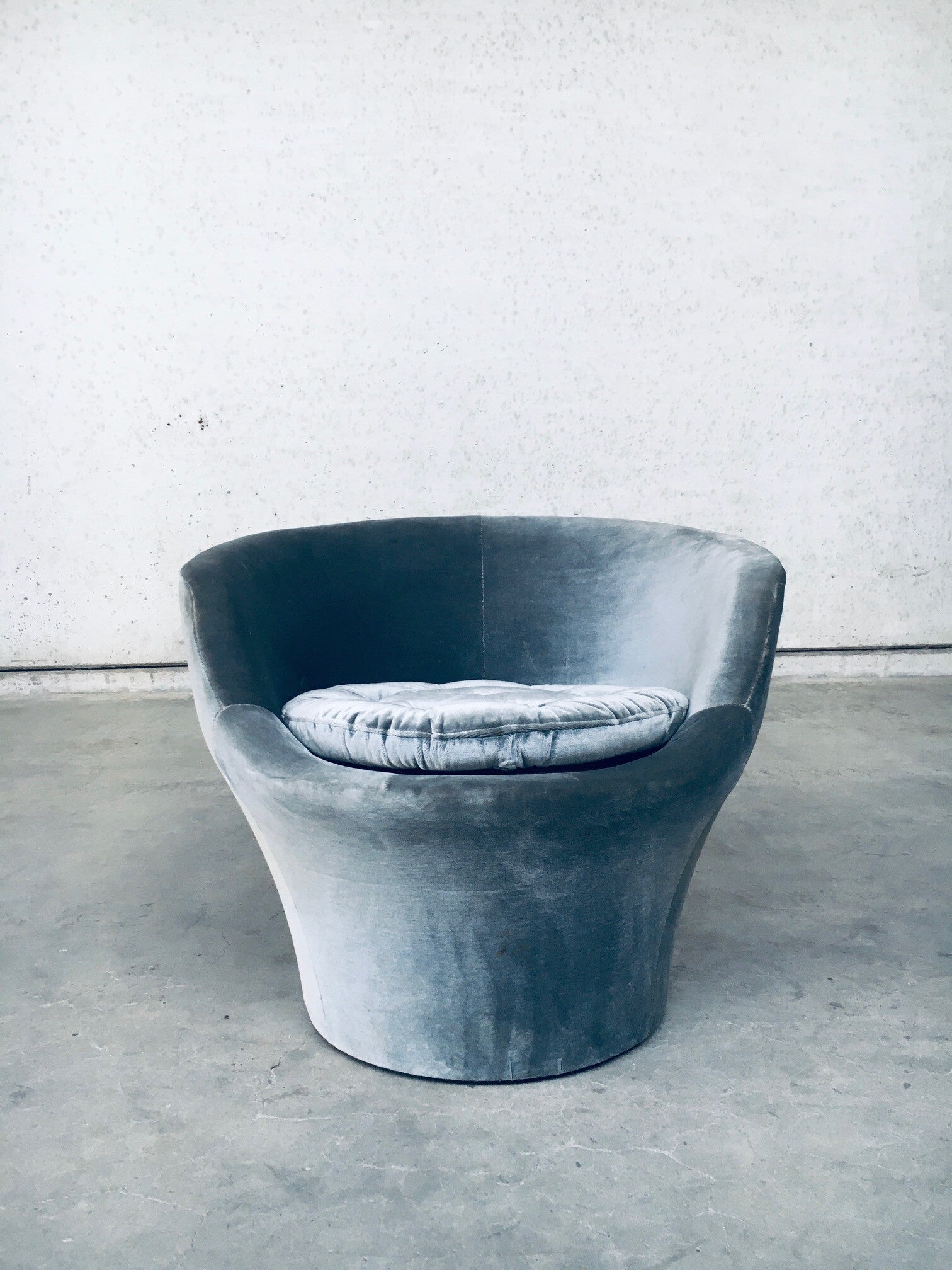 Vanity Stool Chair Model GAMMA 1290 by Pierre Guariche for Meurop, Belgium 1960's