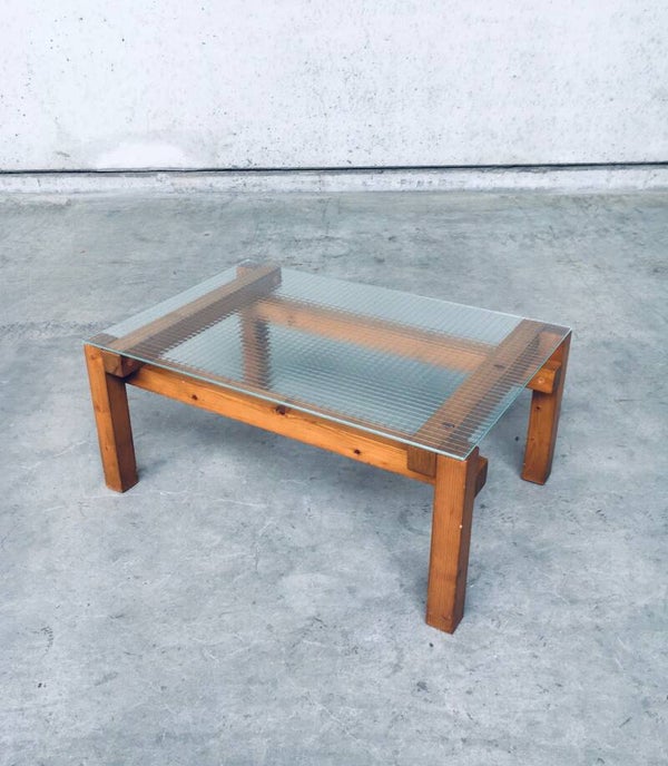 Postmodern Cubist Design Pine Side Table, 1960's - 1