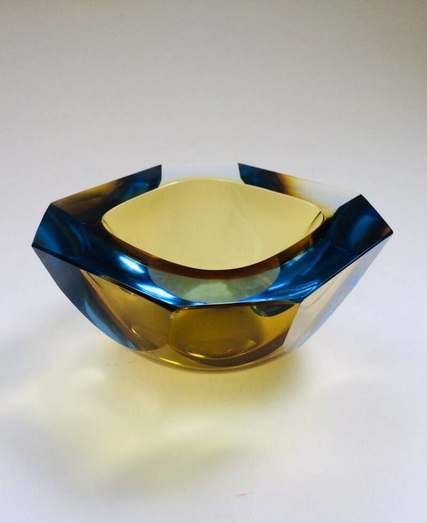 Midcentury Modern Art Glass Faceted Vide-Poche by Mandruzzato Murano 1960's