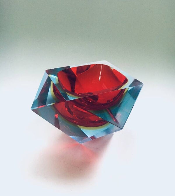 Midcentury Modern Design Facet Glass Bowl by Mandruzatto, Murano Italy 1960's