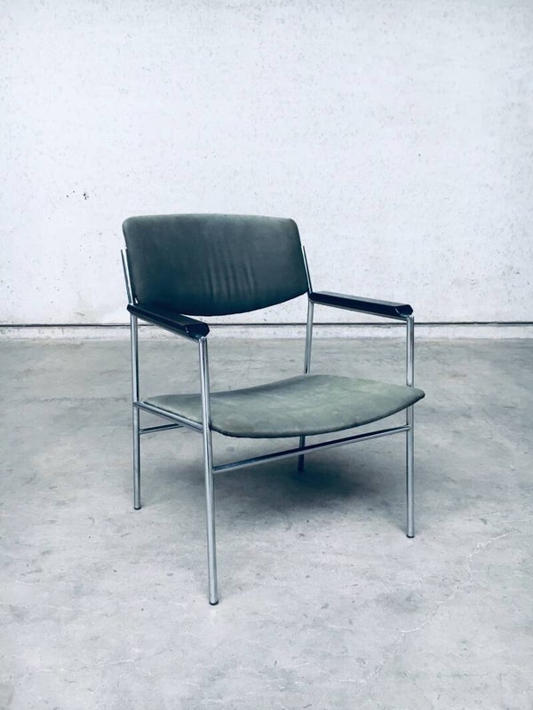 Midcentury Modern Dutch Design Armchair by Gijs Van Der Sluis, Netherlands 1960's