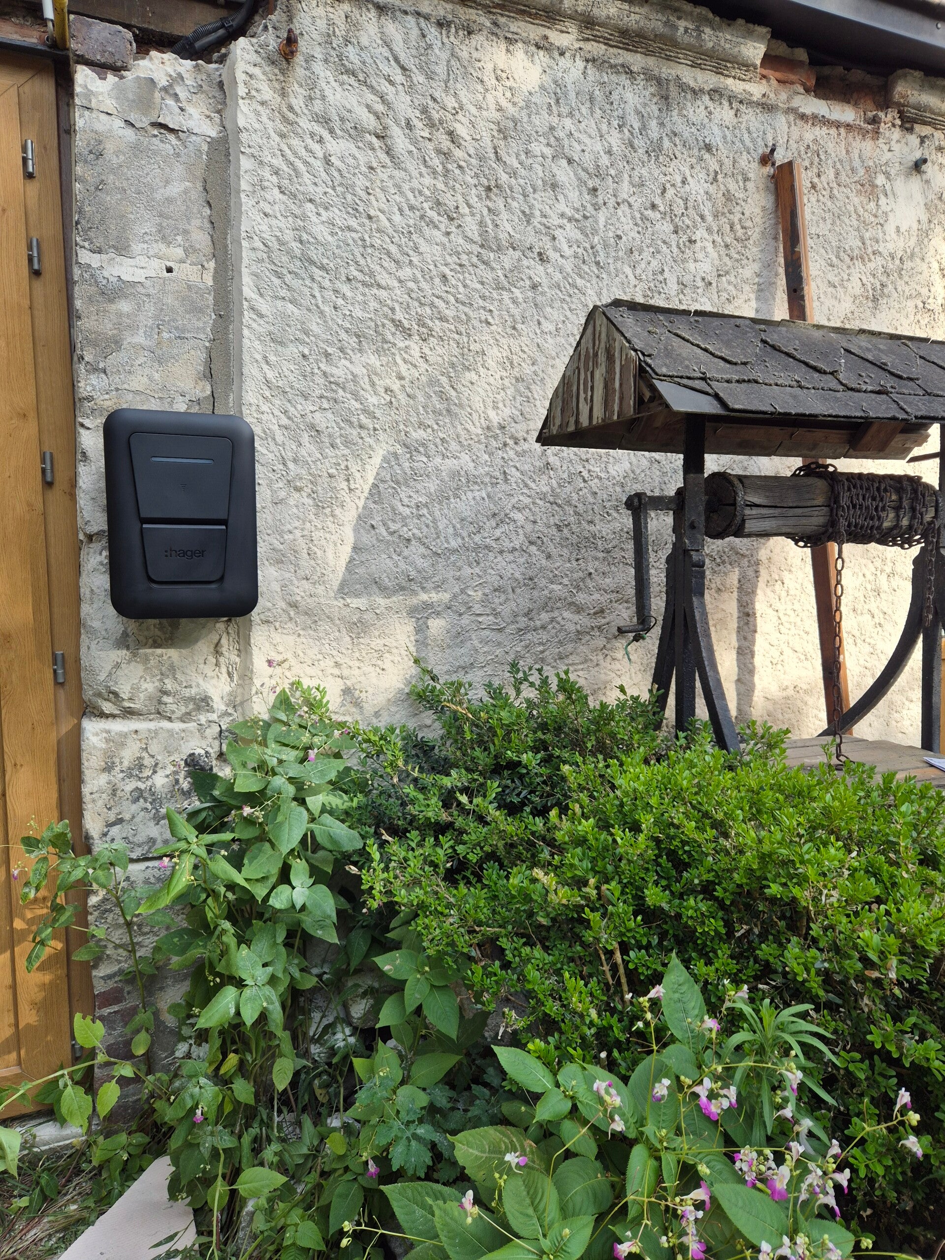 Borne de recharge Hager 7.4 kw