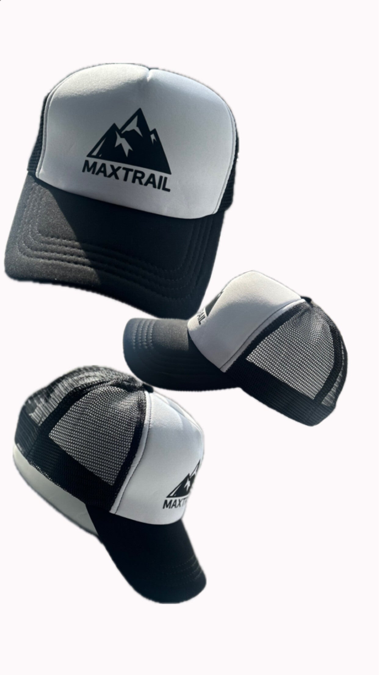 Black/white mountain maxtrail mesh trucker cap