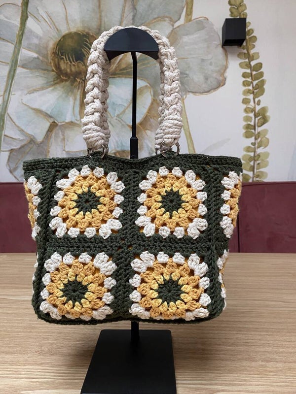 Mooie tas in groen, geel en wit