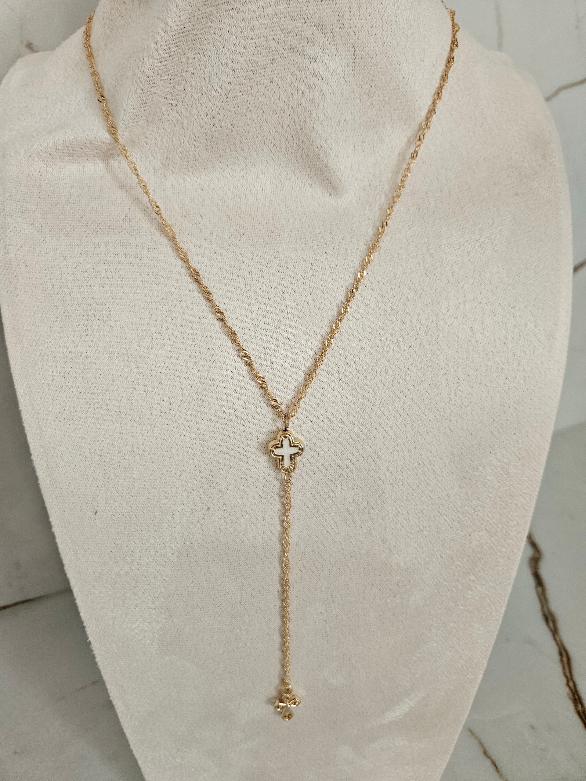 Collier Abigael