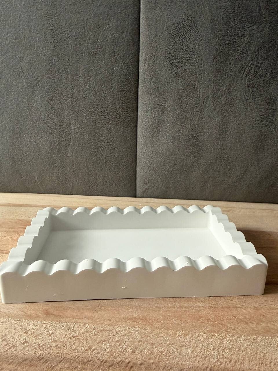 Deko-Teller "Wavy Edge"