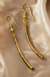 earrings-hammered-arcs-3-standard-9f29mr.png