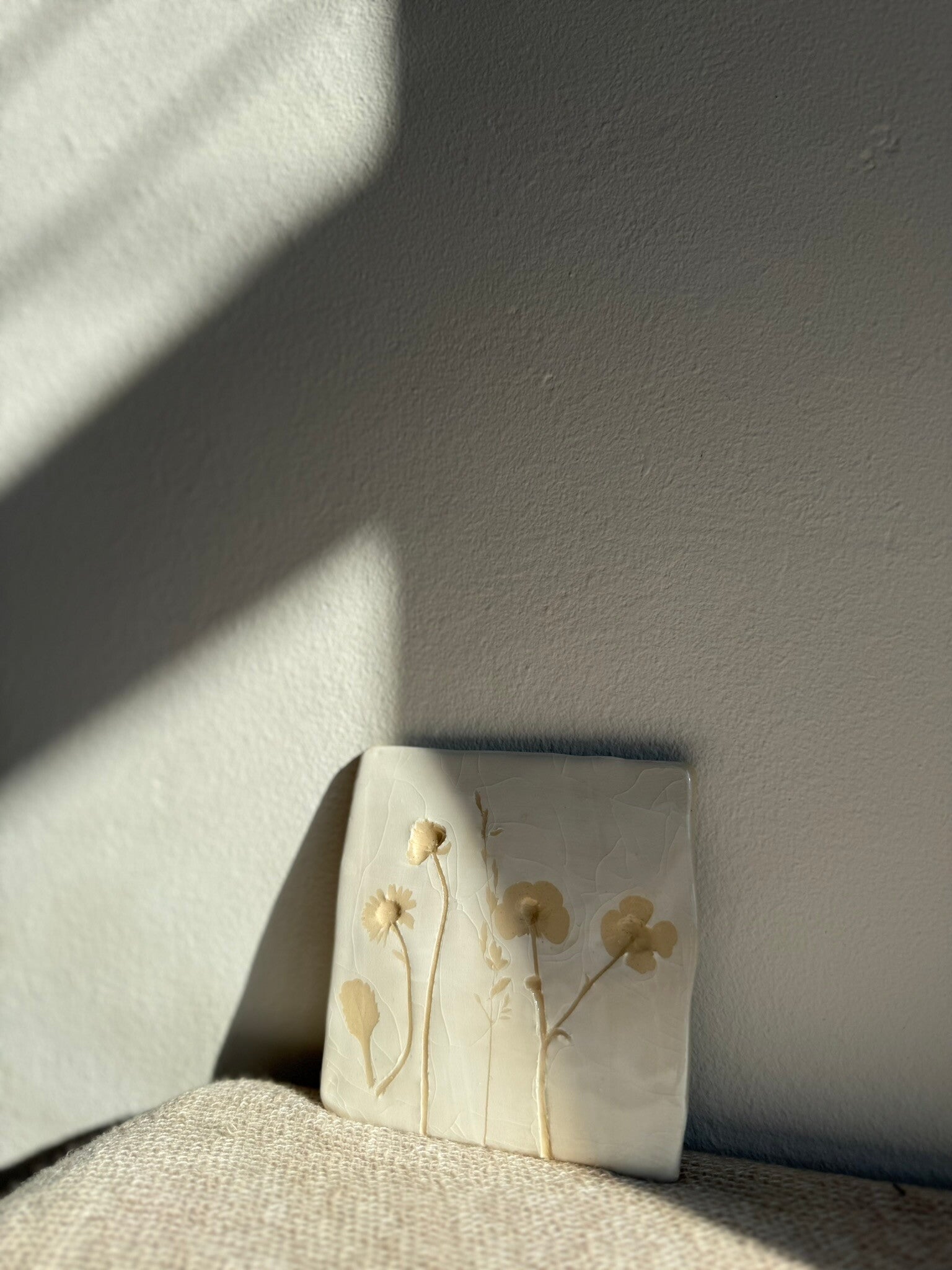 Pressed Botanical Tile | Glossy White