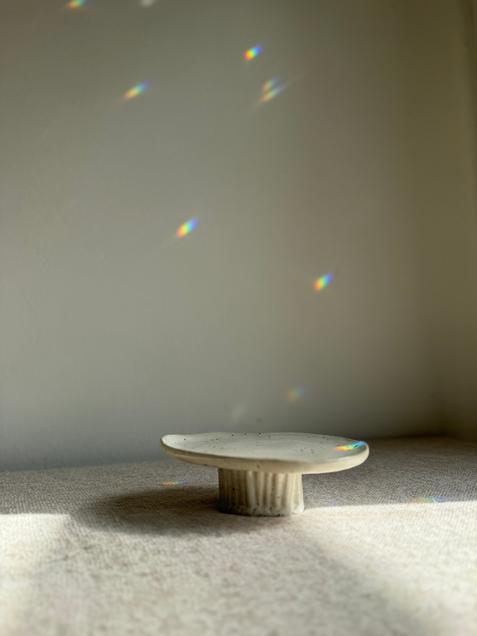 Pedestal Server | Speckled