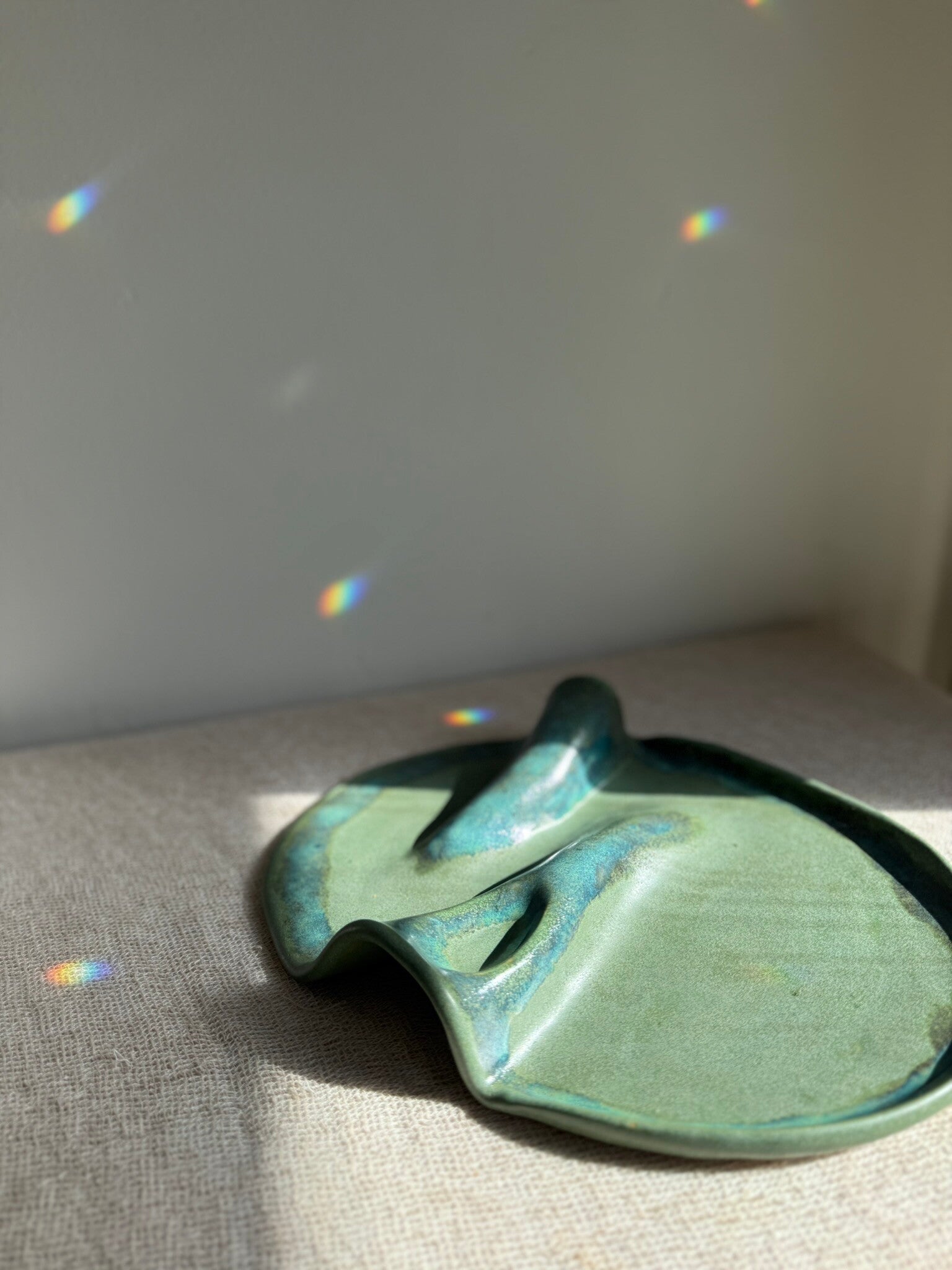 Wavy Plate XL | Green and Blue