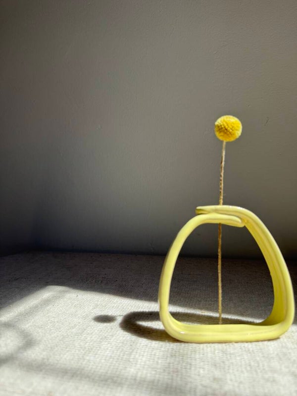 Small Sculptural Flower Holder | Lemon