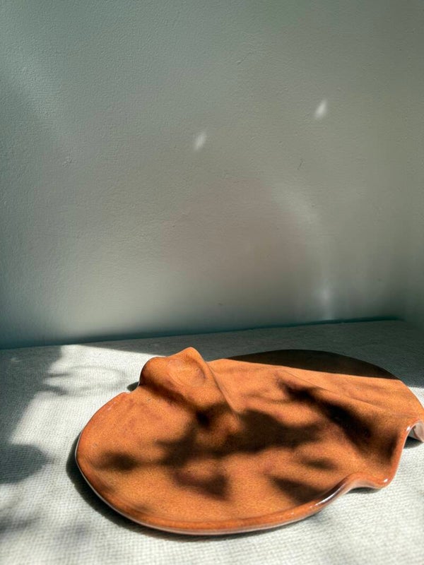 Wavy Plate XL | Rusty