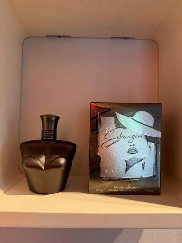 parfum extravagant noir
