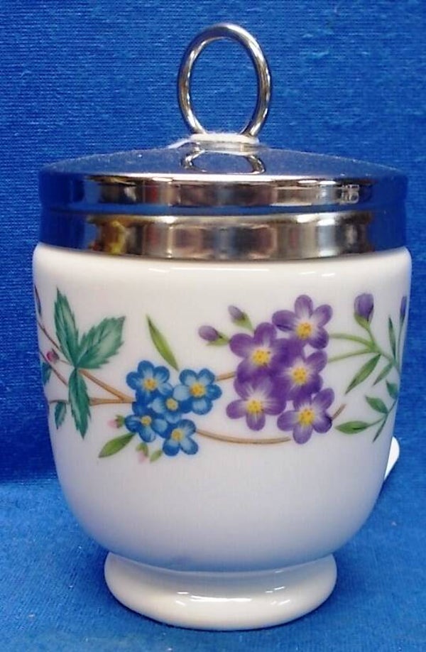 15444 Royal Worcester Egg Codler VERKOCHT