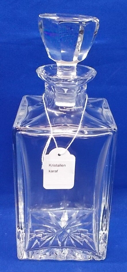 45198. Kristallen karaf