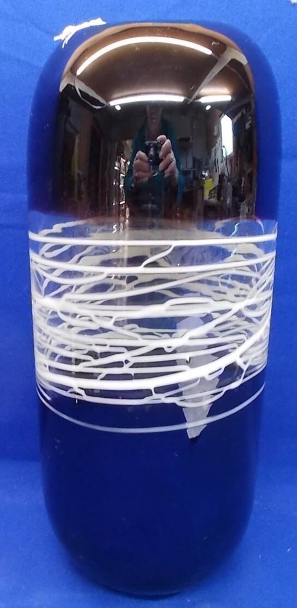 45420. Grote vaas met unieke decoratie