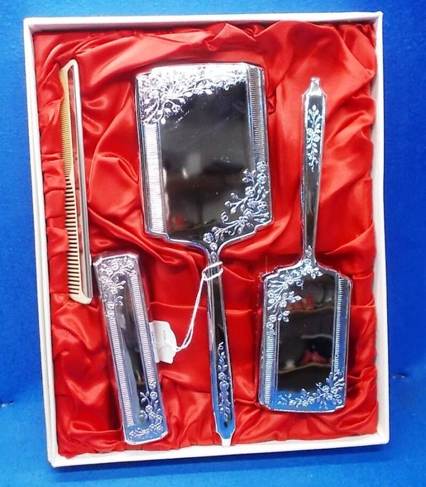 52500. Dressing Table set     VERKOCHT