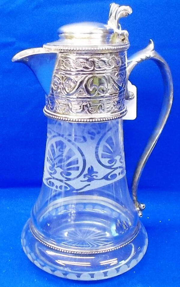 52616. Claret Jug