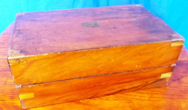 60796. Lapdesk, voorloper van de laptop