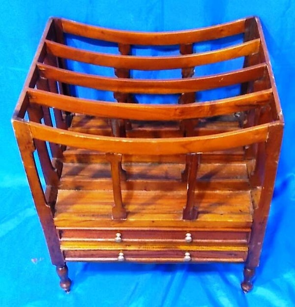 60802. Canterbury, opbergsysteem voor tijdschriften     VERKOCHT