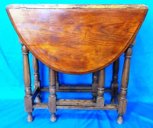 30810. Gateleg tafel (hangoor)