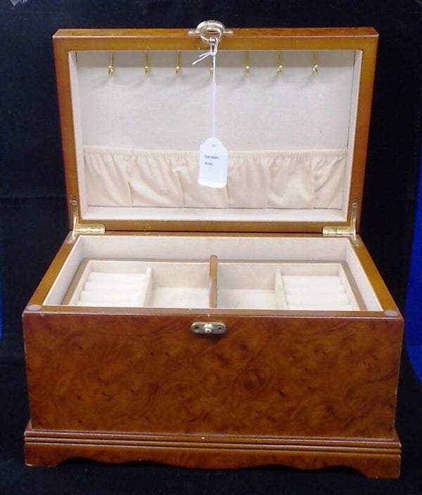 60814. Sieraden opberg kist