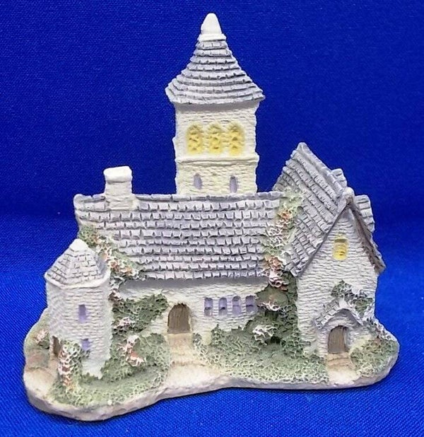 72066. Cottage met toren