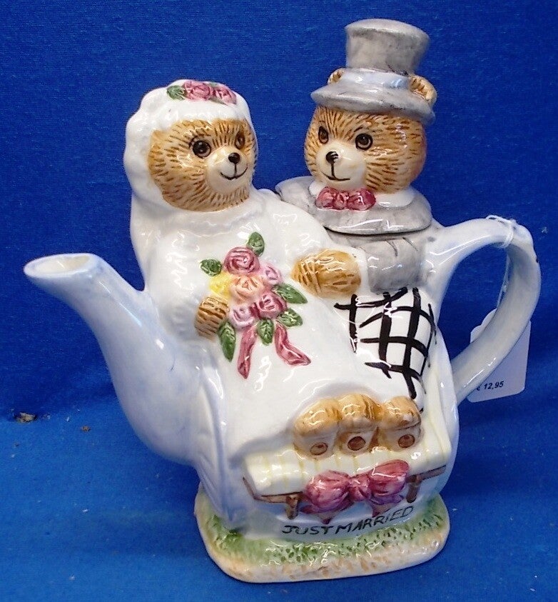 92447. Theepot bruidspaar
