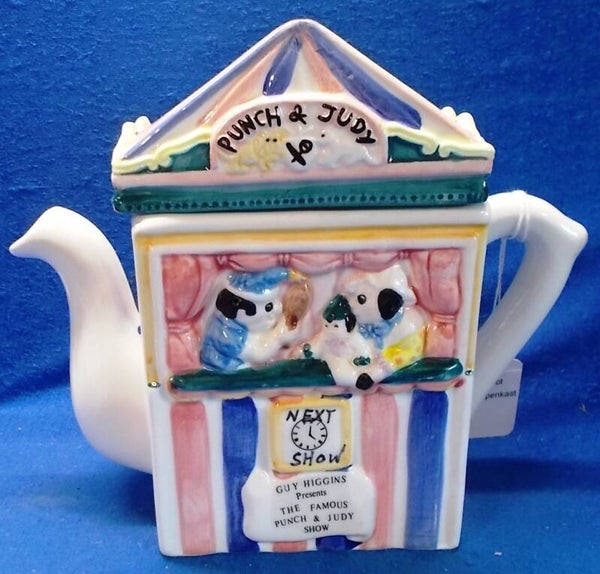 92500. Theepot 'poppenkast'