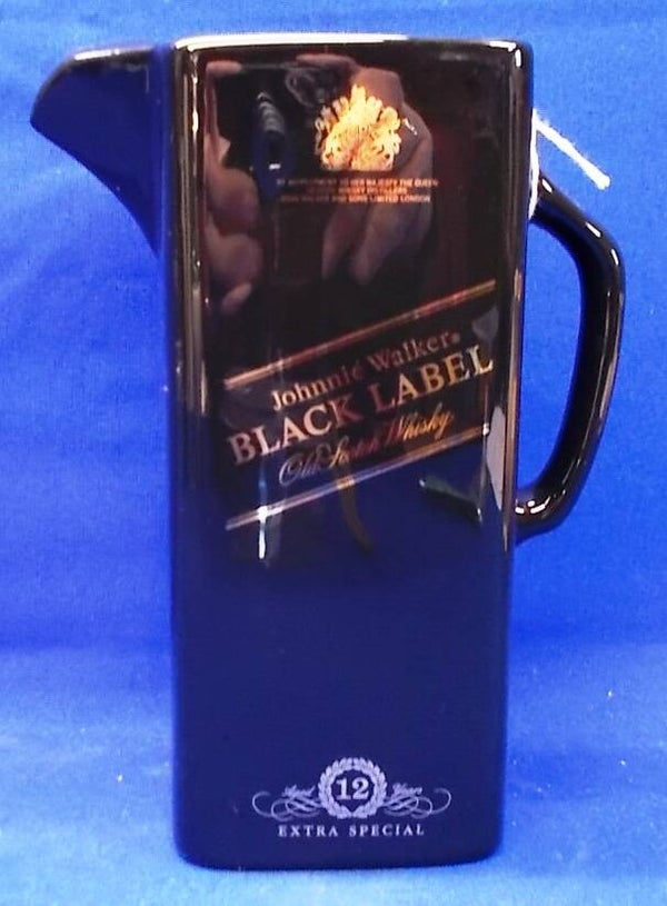 92574. Johnnie Walker kan