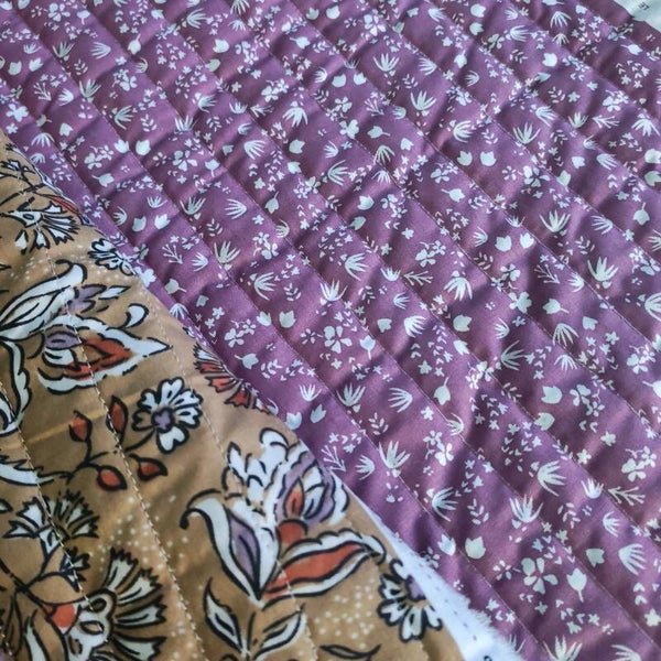 Tissu coton matelassé double face fleurs Mara vendu par 50cm