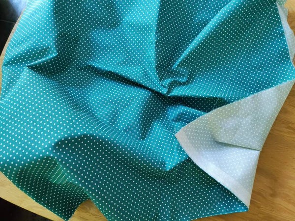 Tissu coton imprimé pois paon vendu par 50cm