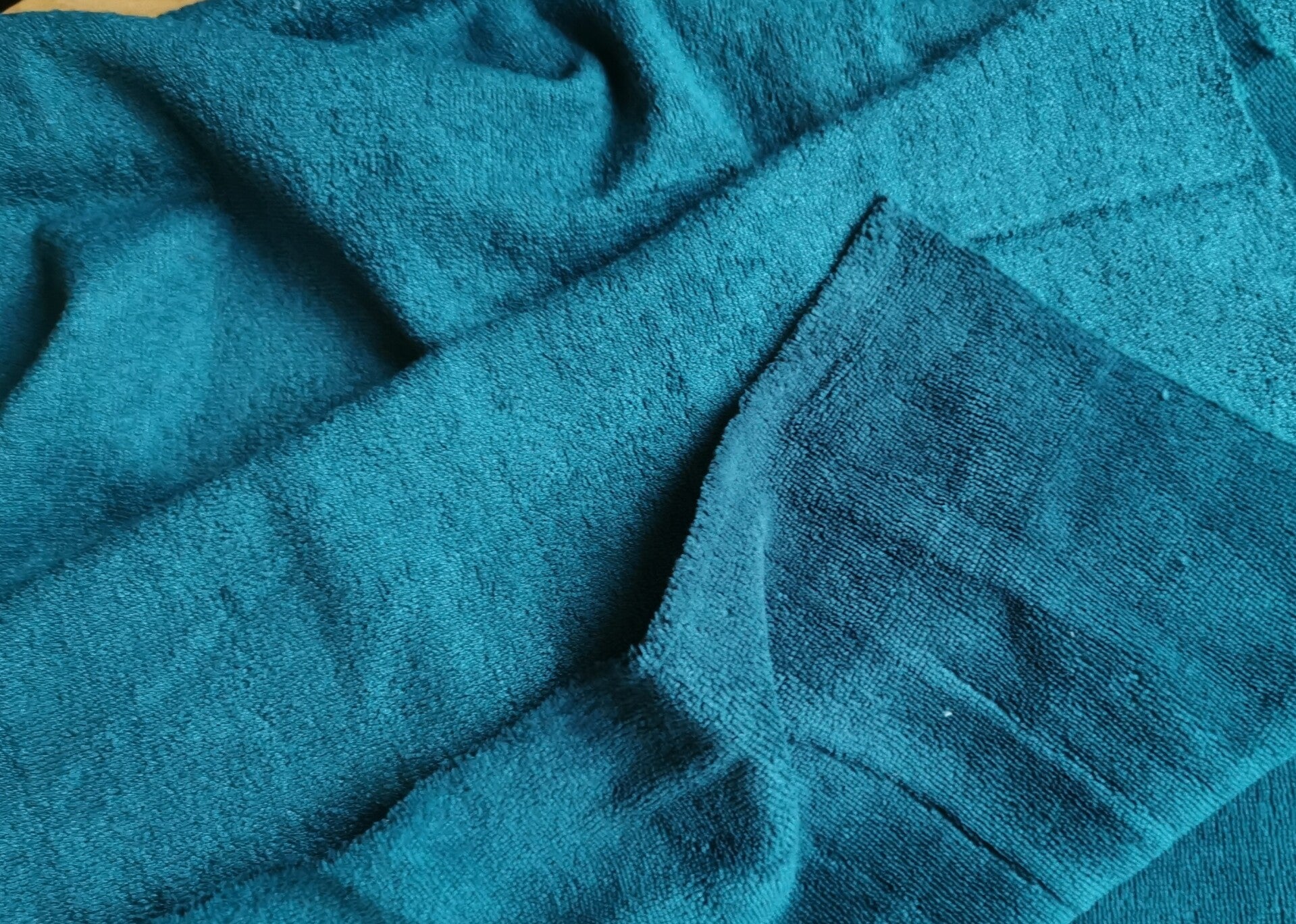 Micro éponge bambou paon