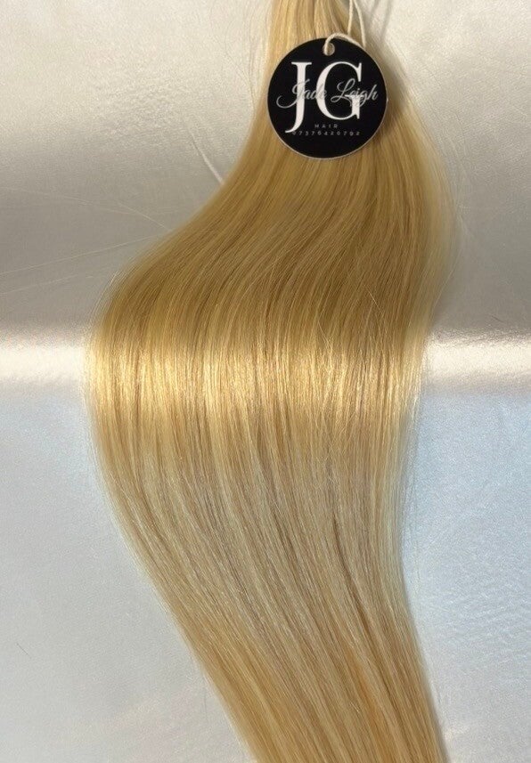 Crème Brûlée Blonde 22" Luxury Hair Extensions (Piano 9C 60)
